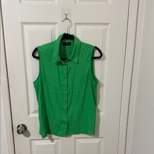 Tahari Vibrant Green Sleeveless Blouse
